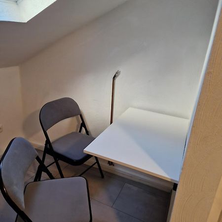 Klein Aber Fein Apartment Mariadorf Alsdorf Exteriör bild